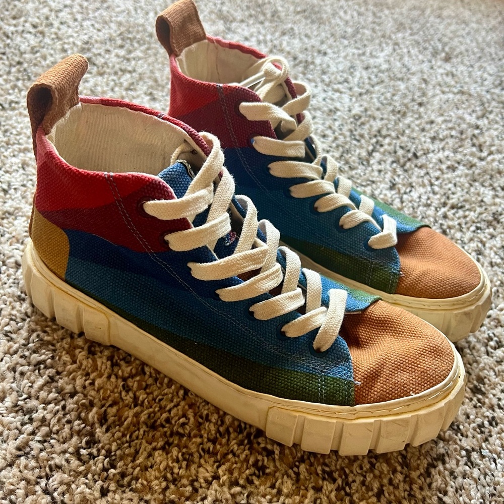 Farm Rio Rainbow High Top Sneakers Size 8